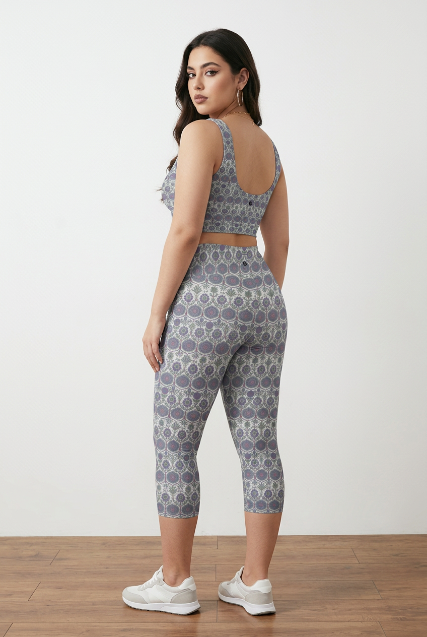Jaipur Love iSquared Pocket Capri leggings with high-rise waist, mid-calf fit, all-over print, and two side pockets
