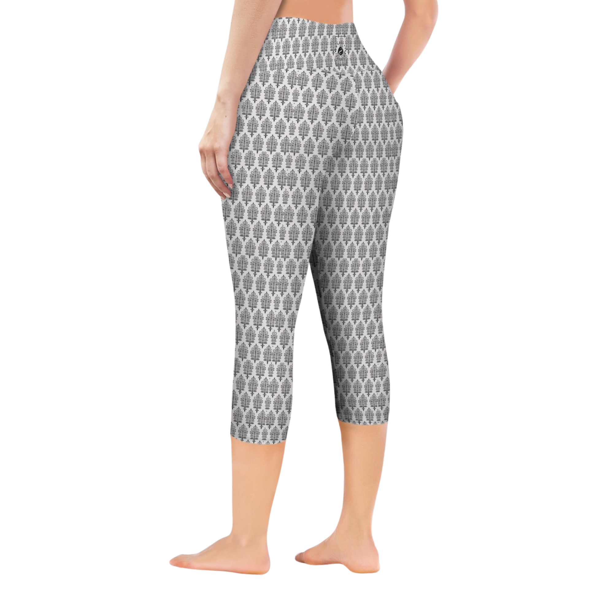 Jaipur Love iSquared Pocket Capri leggings with high-rise waist, mid-calf fit, all-over print, and two side pockets